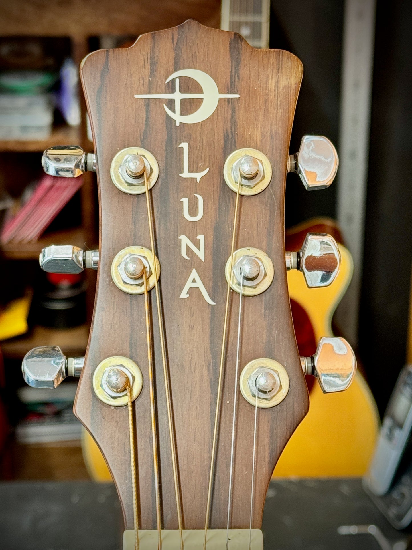 Luna Small Body Acoustic Guitar (Pre Owned)