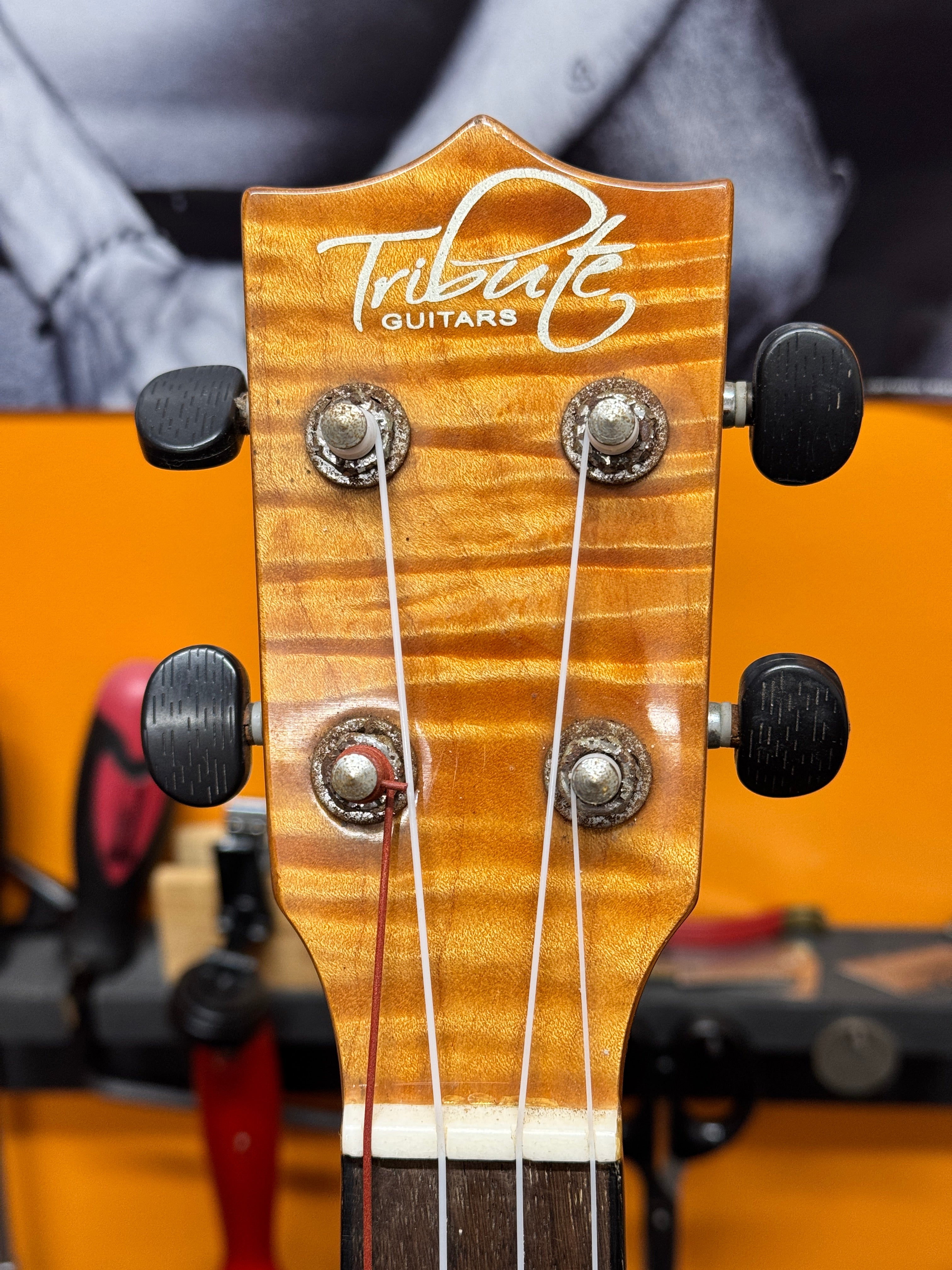 Tribute Guitars TRI-UK 10TEQ Tenor Size Ukulele - PRE-OWNED
